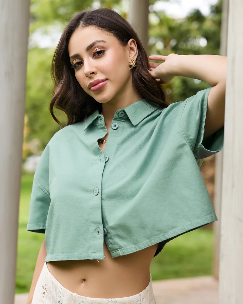 بيواكوف Women's Green Oversized Crop Cotton Linen Shirt